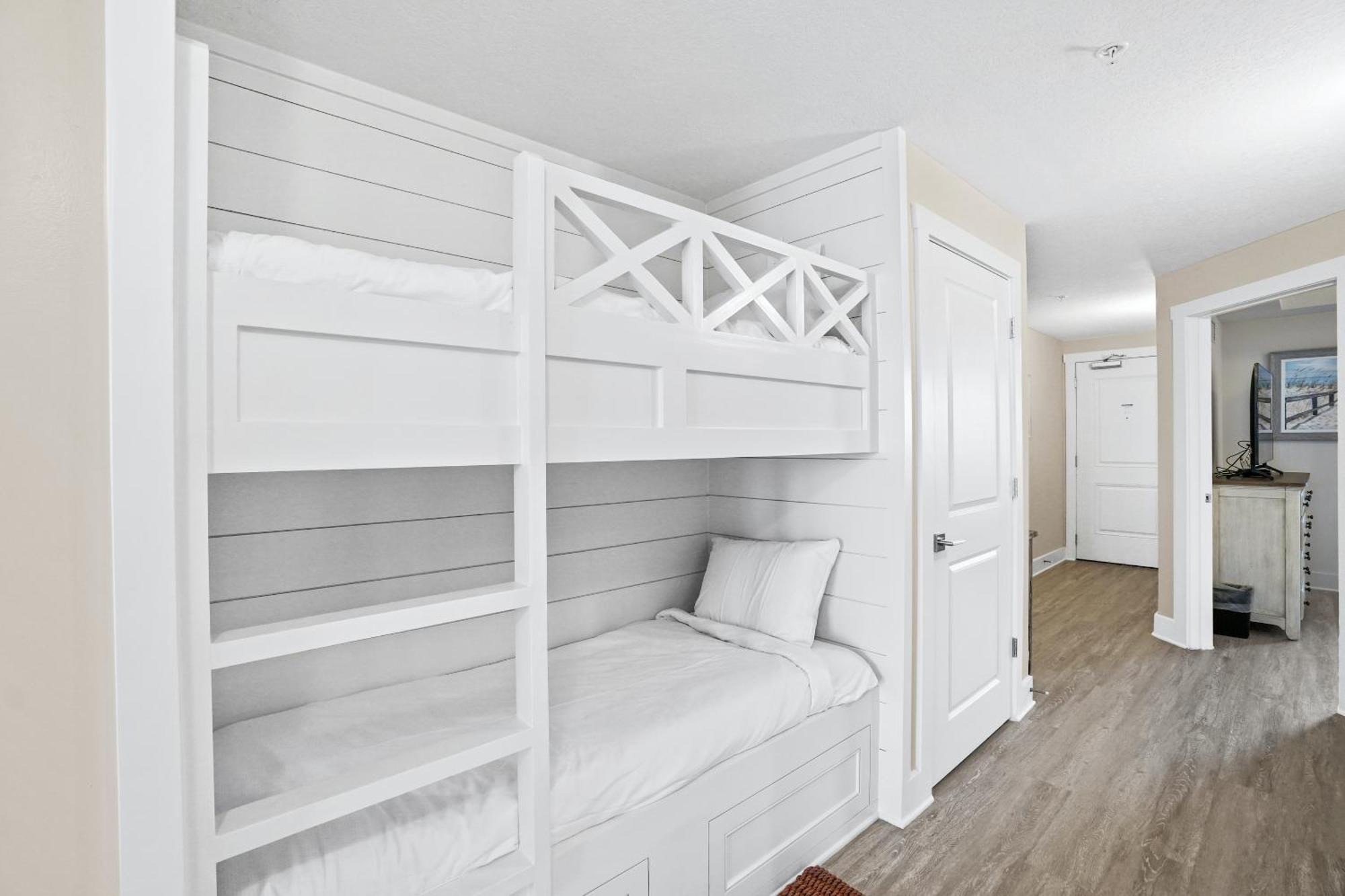 Calypso Tower 3 Beach Resort Panama City Beach Room photo