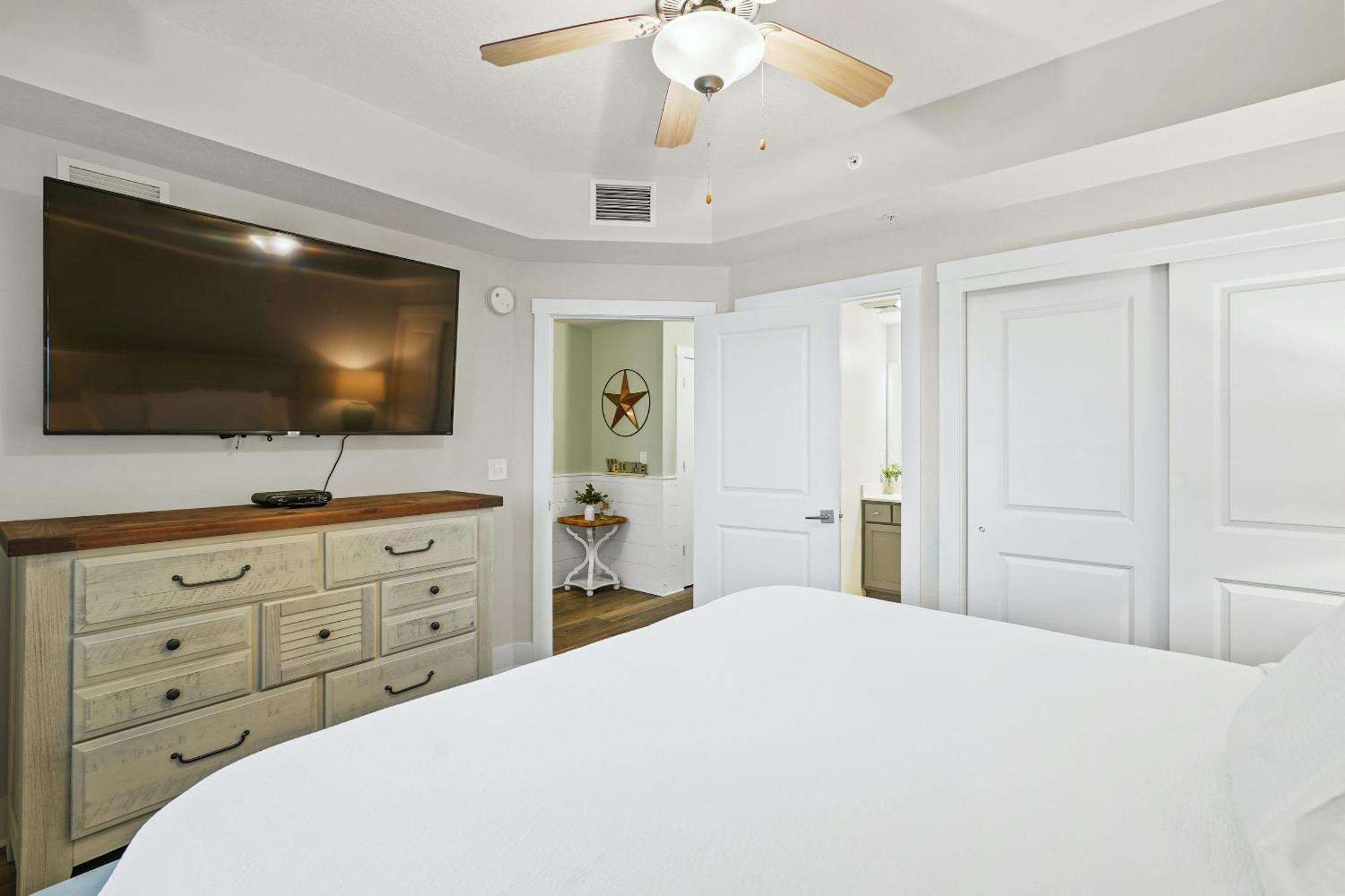 Calypso Tower 3 Beach Resort Panama City Beach Room photo