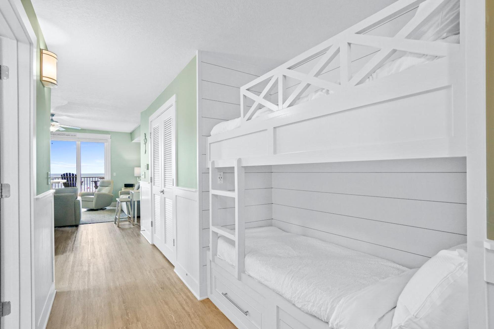 Calypso Tower 3 Beach Resort Panama City Beach Room photo